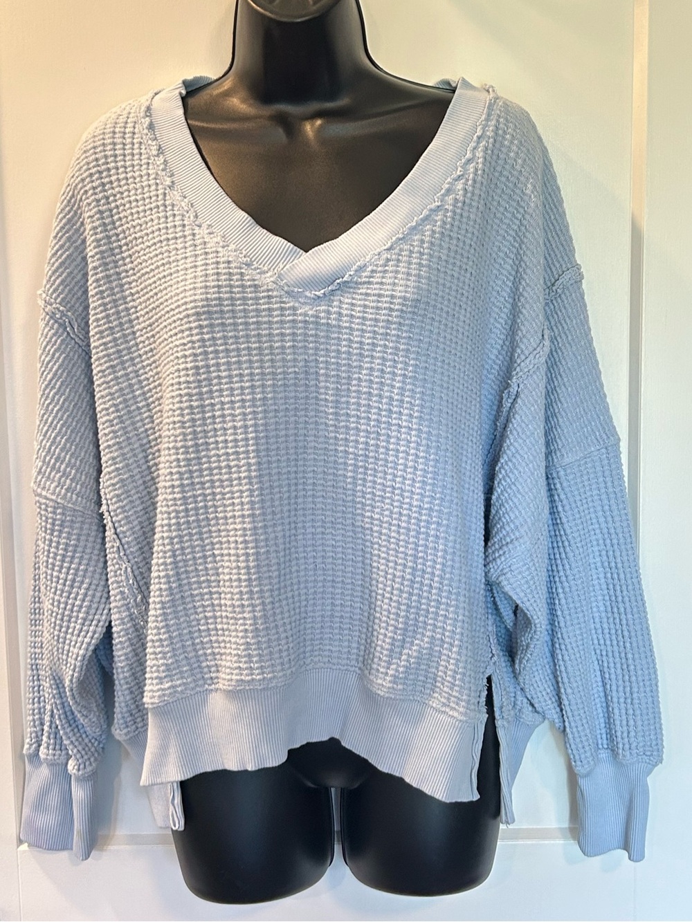 American Eagle Outfitters Pale Blue V-Neck Waffle Knit Pullover